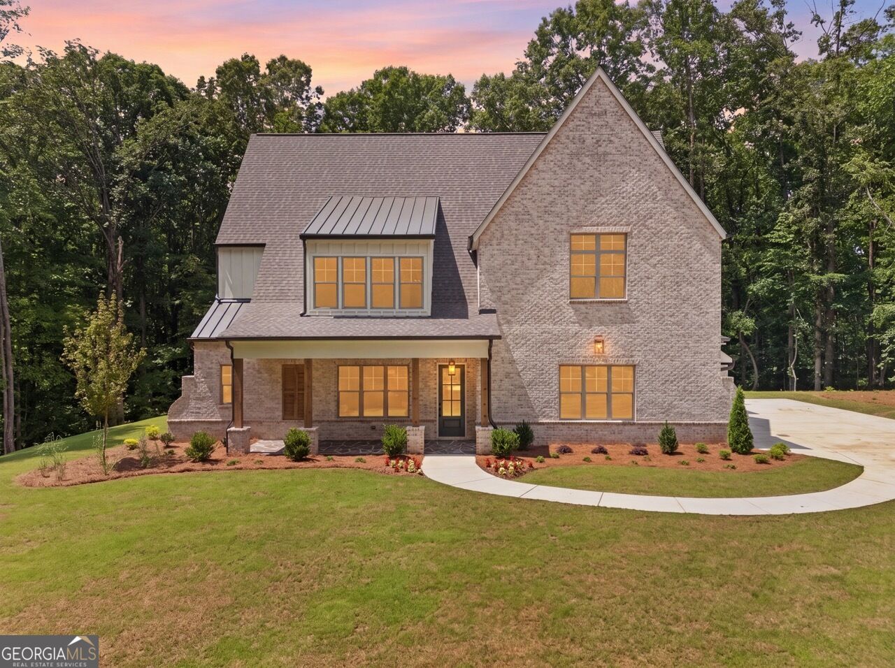 879 Arnold Mill RD