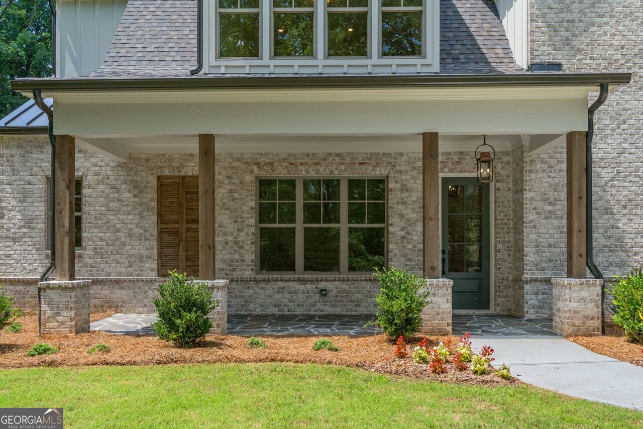 879 Arnold Mill RD