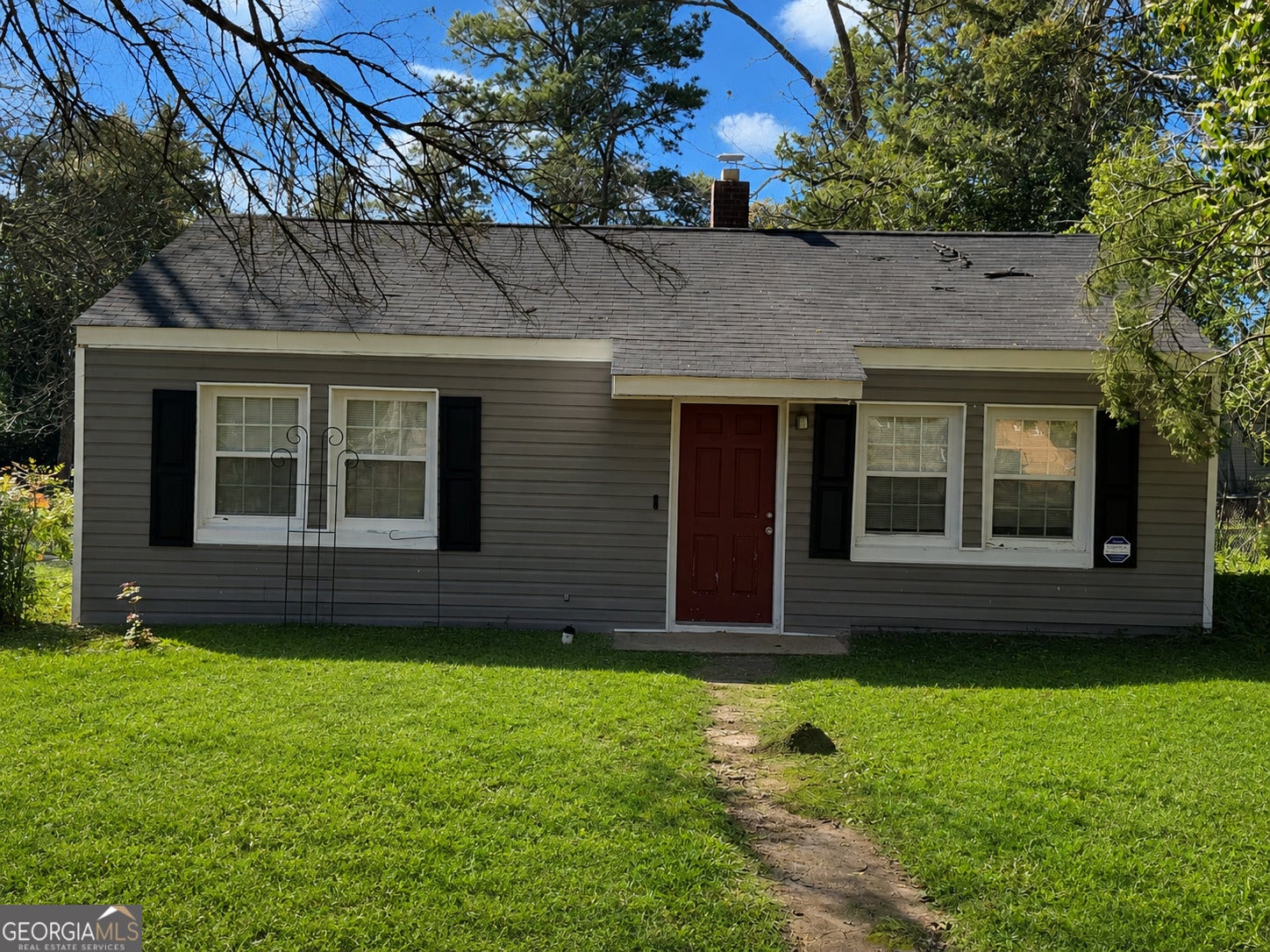 Photo 1 of 38 — 207 Eaker DR, Warner Robins, GA 31088