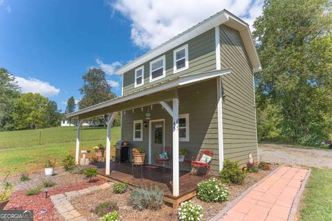 A home in Hayesville