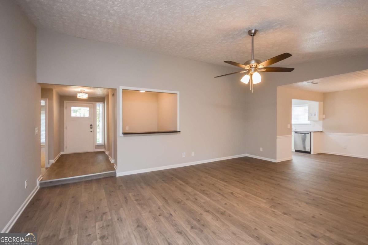 3240 Trotters Walk CIR