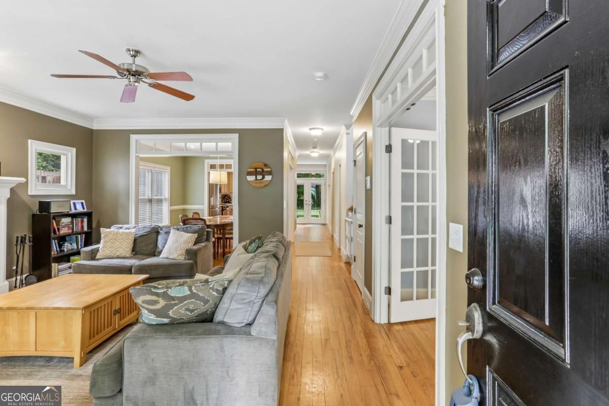 3158 Alston DR