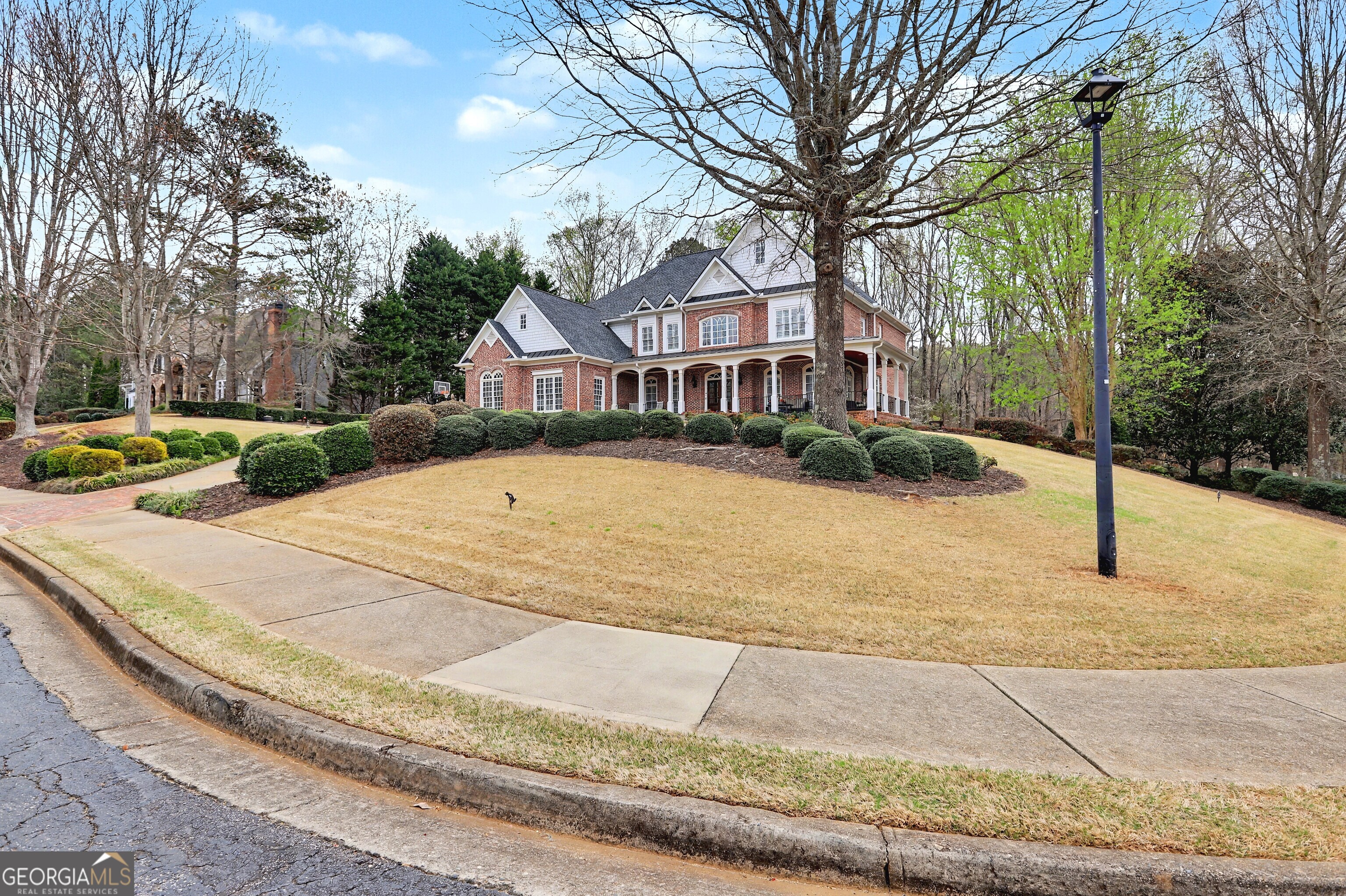 15945 Meadow King WAY