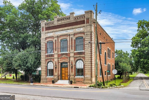 Photo for 103-121 W South Central AVE