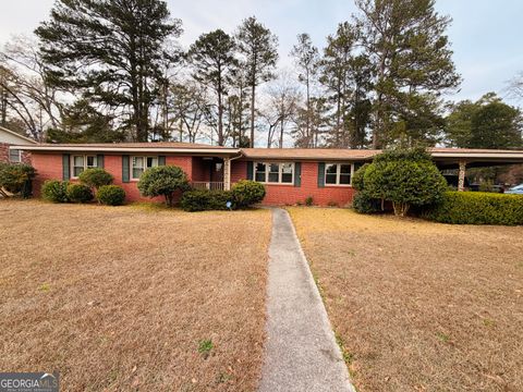 Photo of 1701 Cedarwood Road, Milledgeville, GA 31061 (MLS # 10670104)