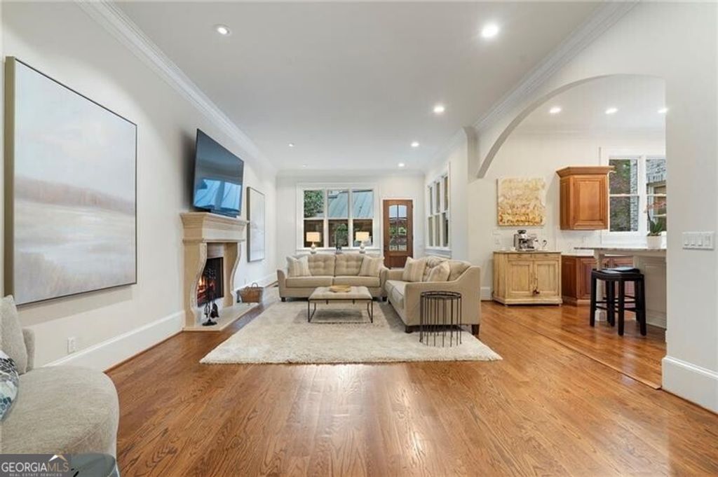 Photo of 738 Wildwood Road, Atlanta, GA 30324 (MLS # 10740746)