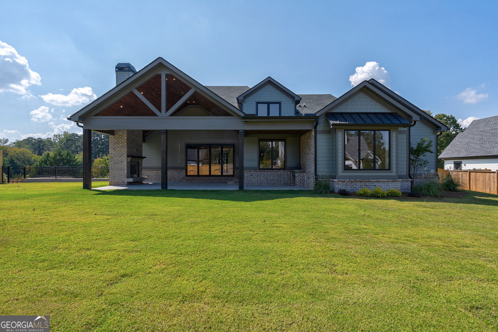 1125 Lanier PL