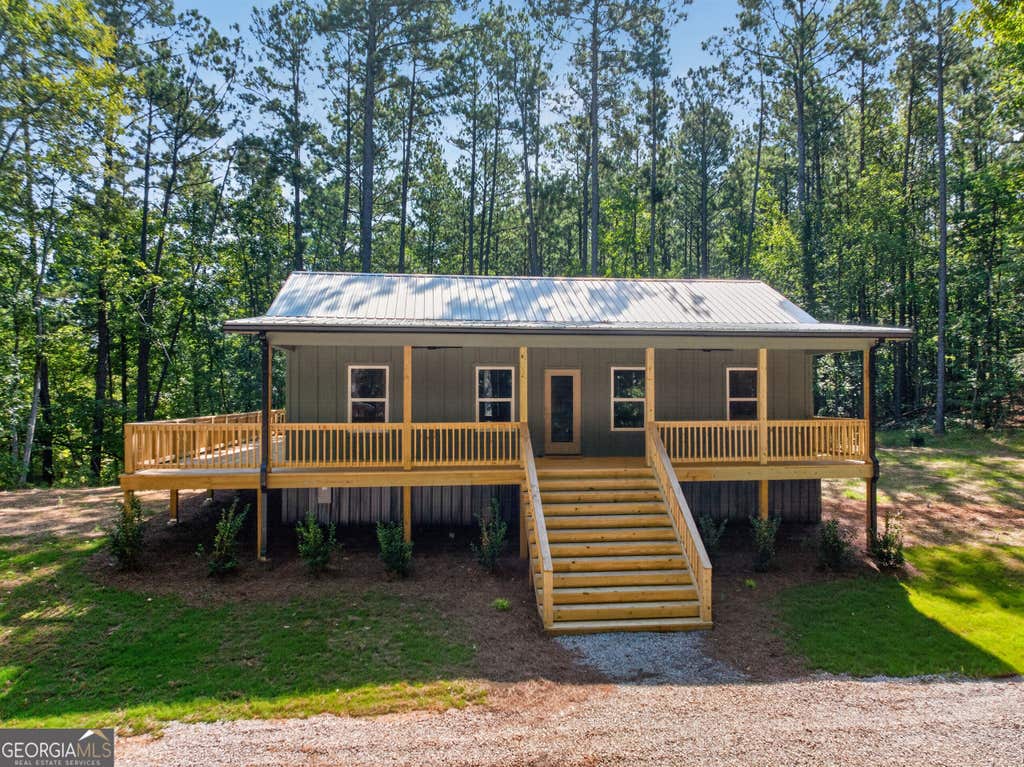 Photo of 227 Starboard Trail, Sparta, GA 31087 (MLS # 10831453)
