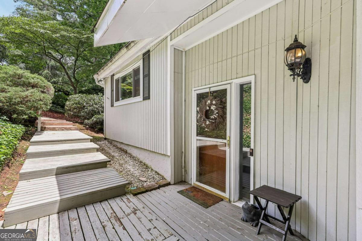 405 Forest Valley Road