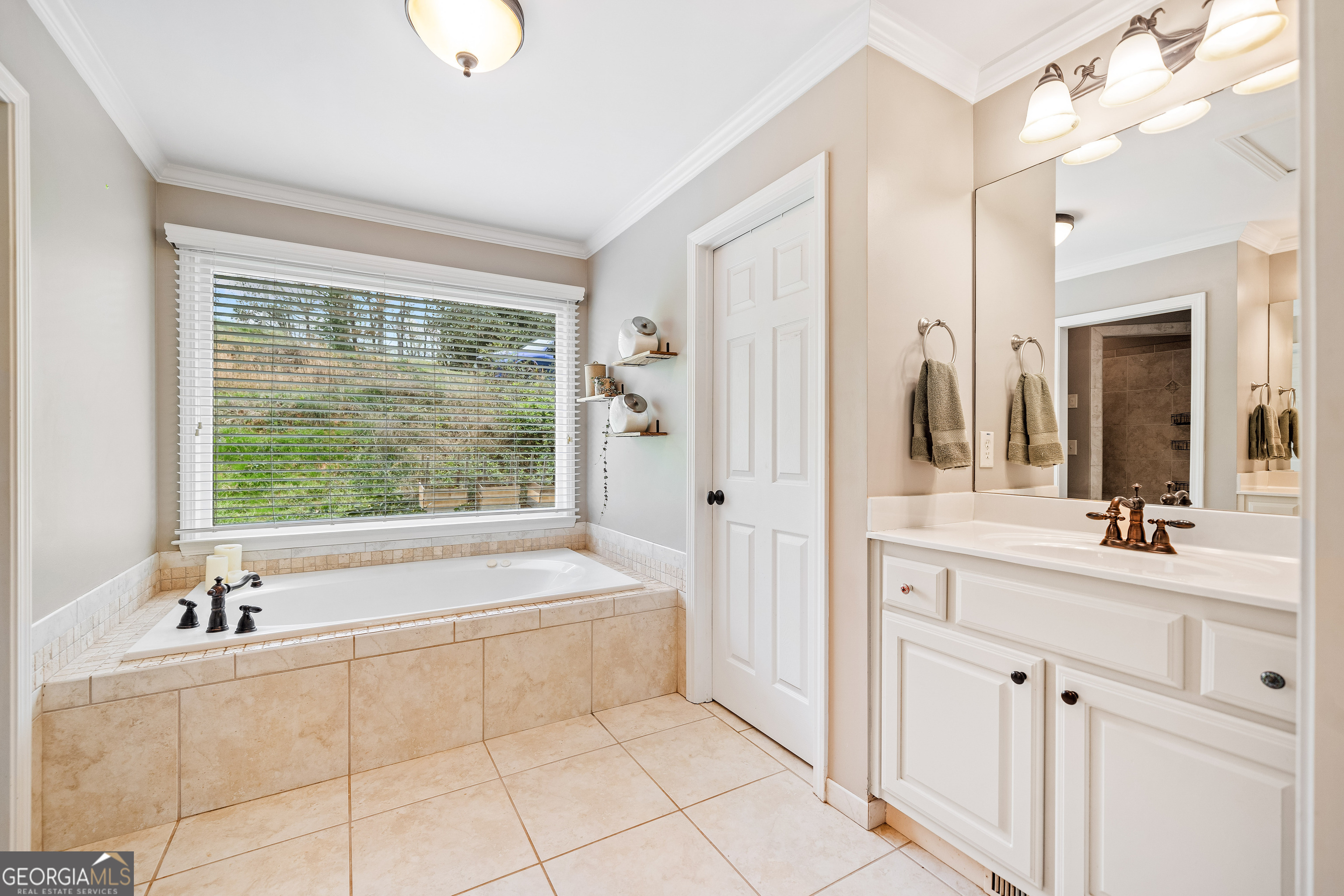 Ball Ground, Georgia 30107, United States, 3 Bedrooms Bedrooms, ,4 BathroomsBathrooms,Residential,Active,110379