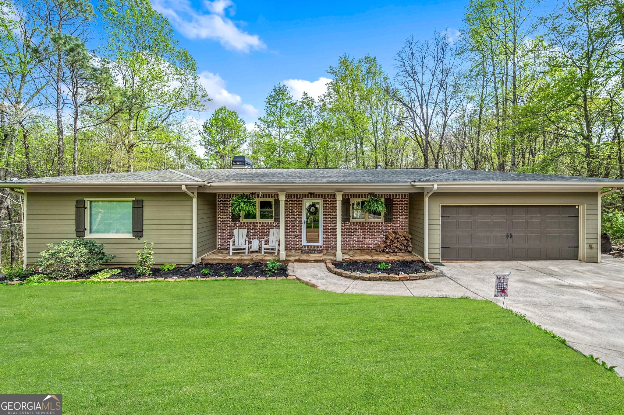 Ball Ground, Georgia 30107, United States, 3 Bedrooms Bedrooms, ,4 BathroomsBathrooms,Residential,Active,110379