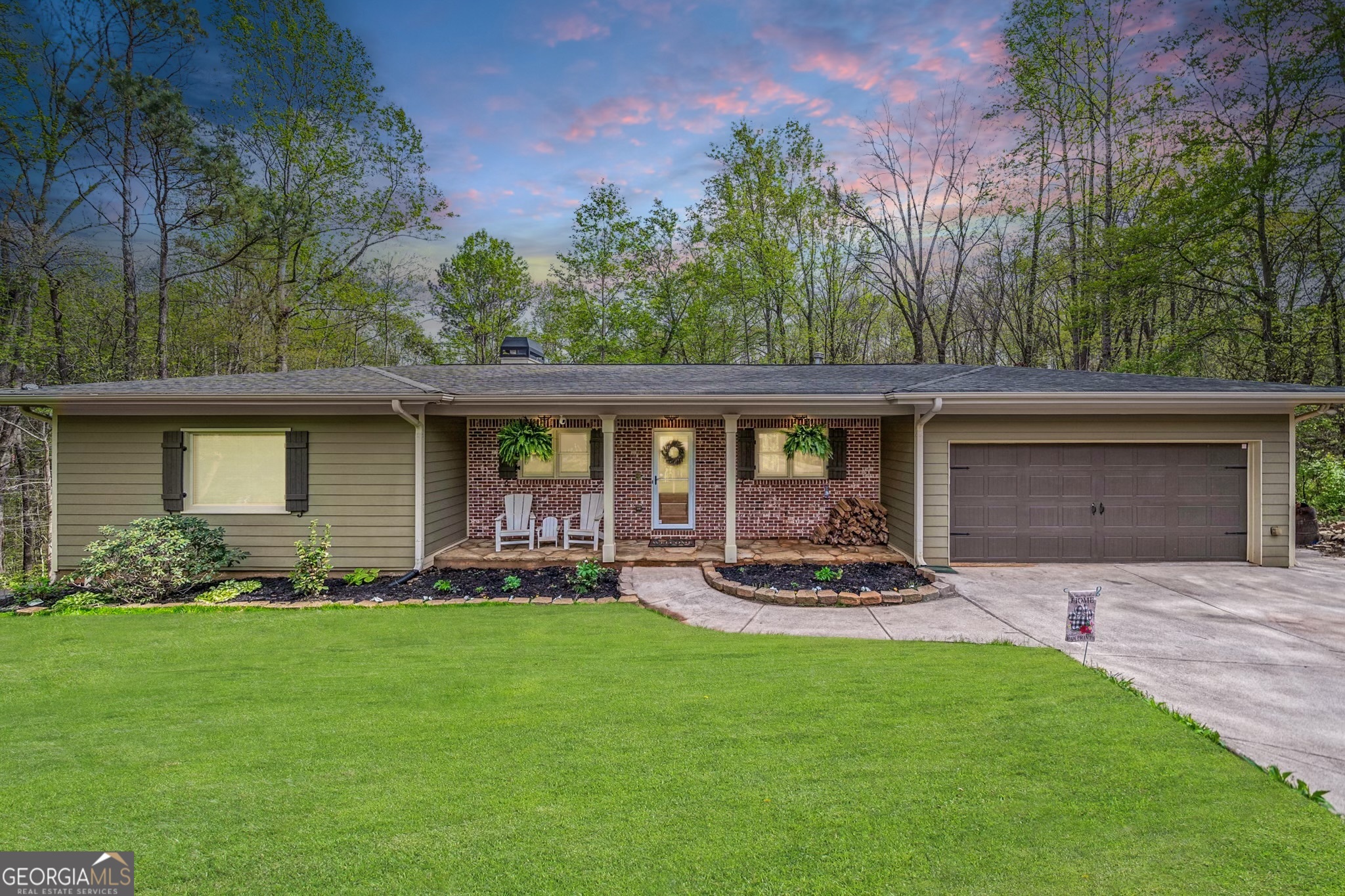 Ball Ground, Georgia 30107, United States, 3 Bedrooms Bedrooms, ,4 BathroomsBathrooms,Residential,Active,110379