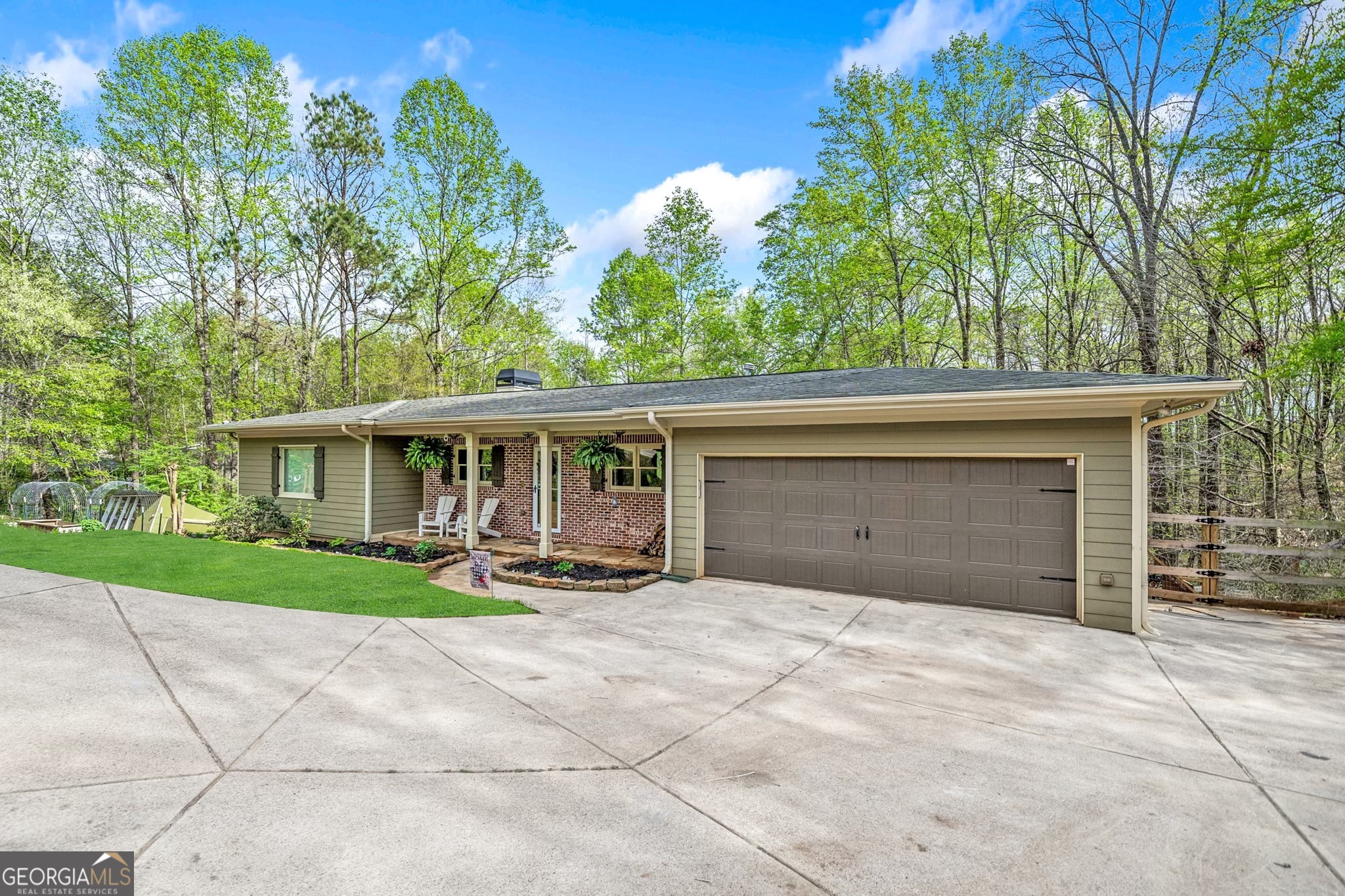 Ball Ground, Georgia 30107, United States, 3 Bedrooms Bedrooms, ,4 BathroomsBathrooms,Residential,Active,110379