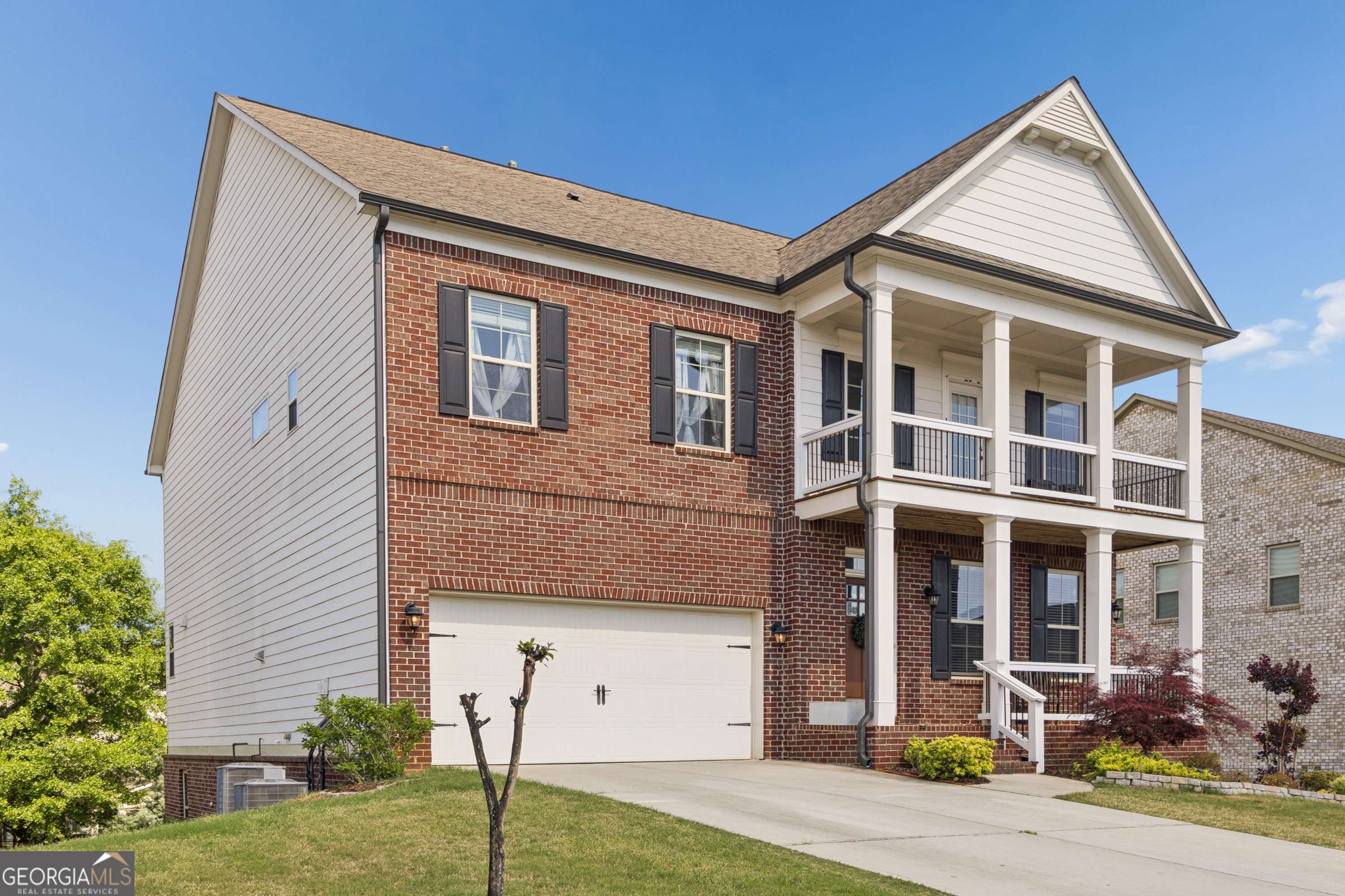 4071 Woodward Walk LN