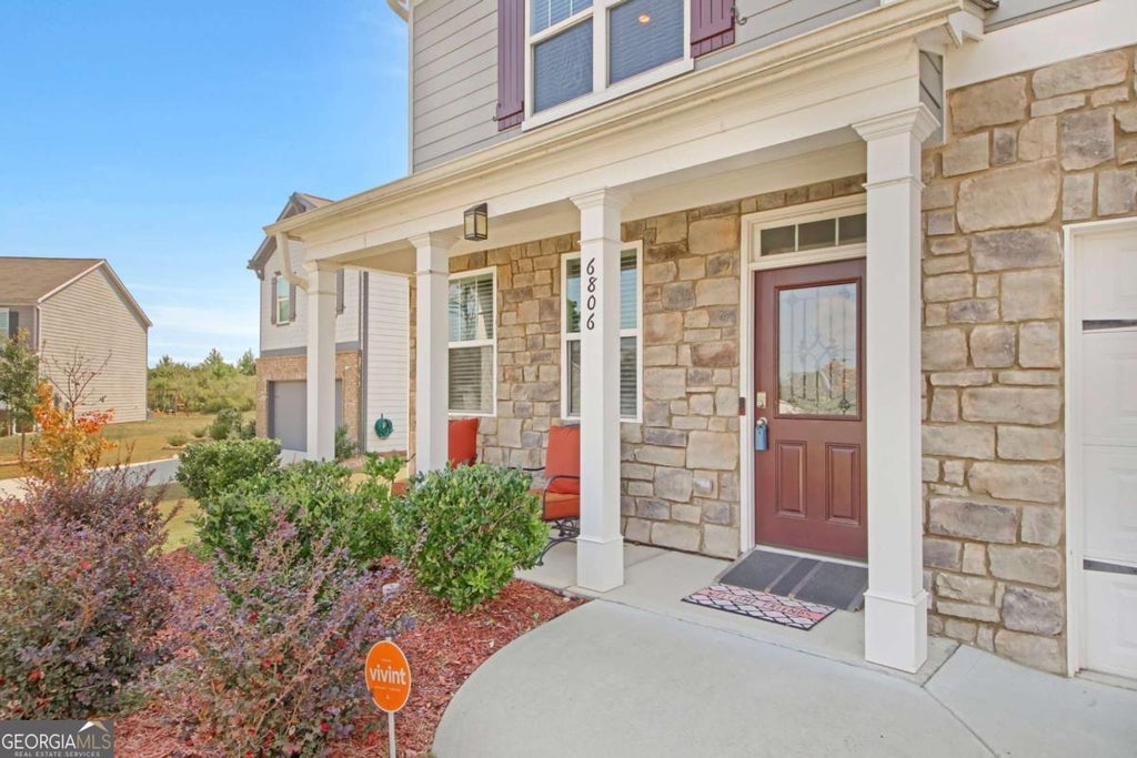 Photo of 6806 Creekgate Way, Douglasville, GA 30134 (MLS # 10836910)