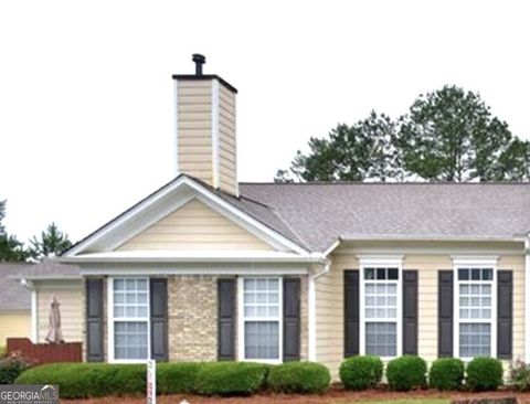 175 Camry LN Grayson GA 30017