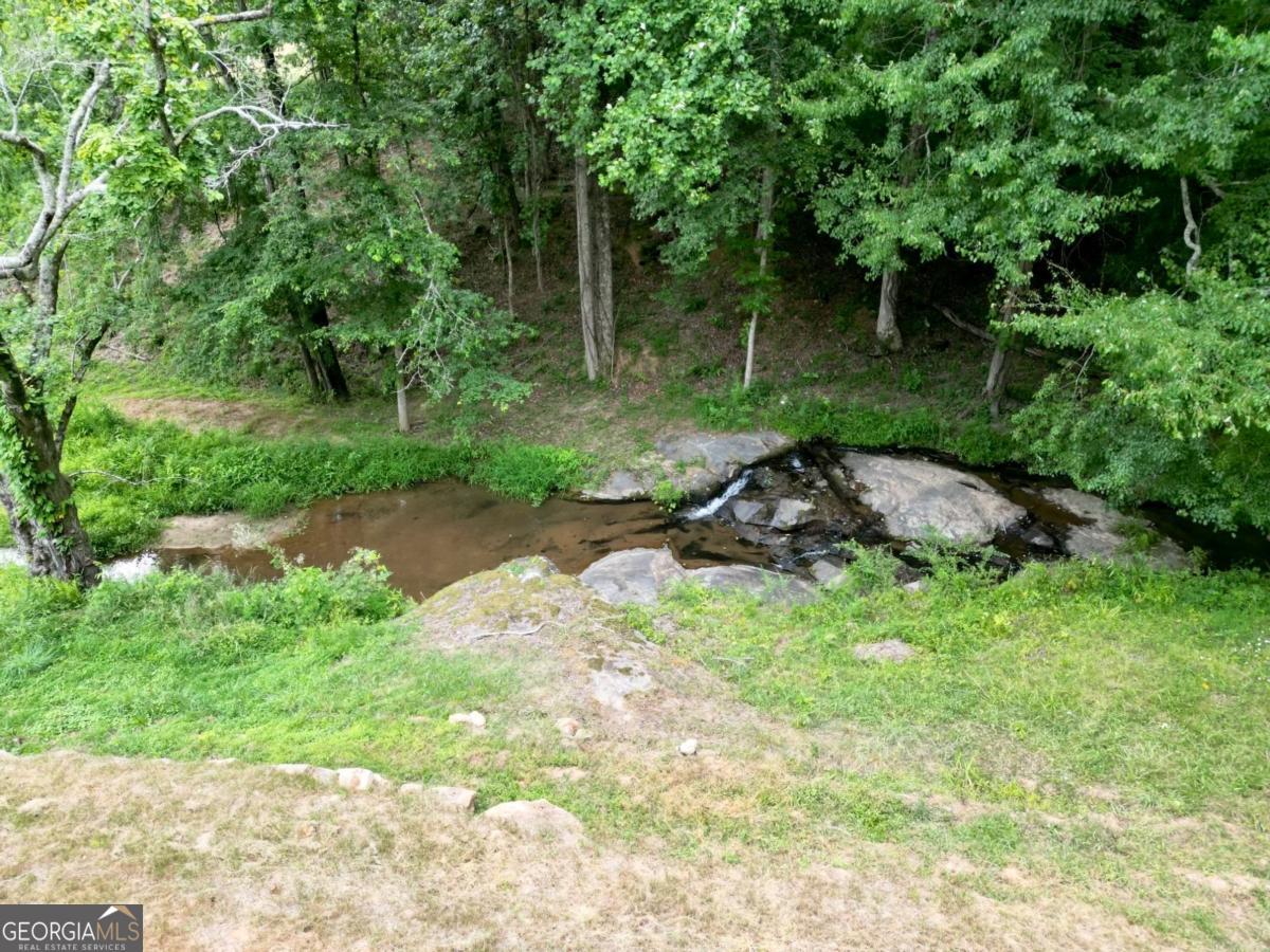 383 Liberty Grove RD