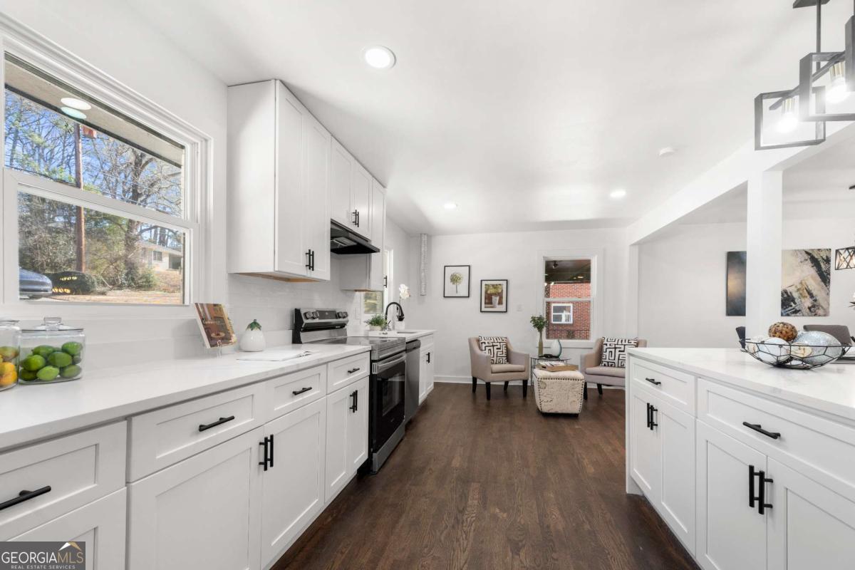 2277 Cloverdale DR SE