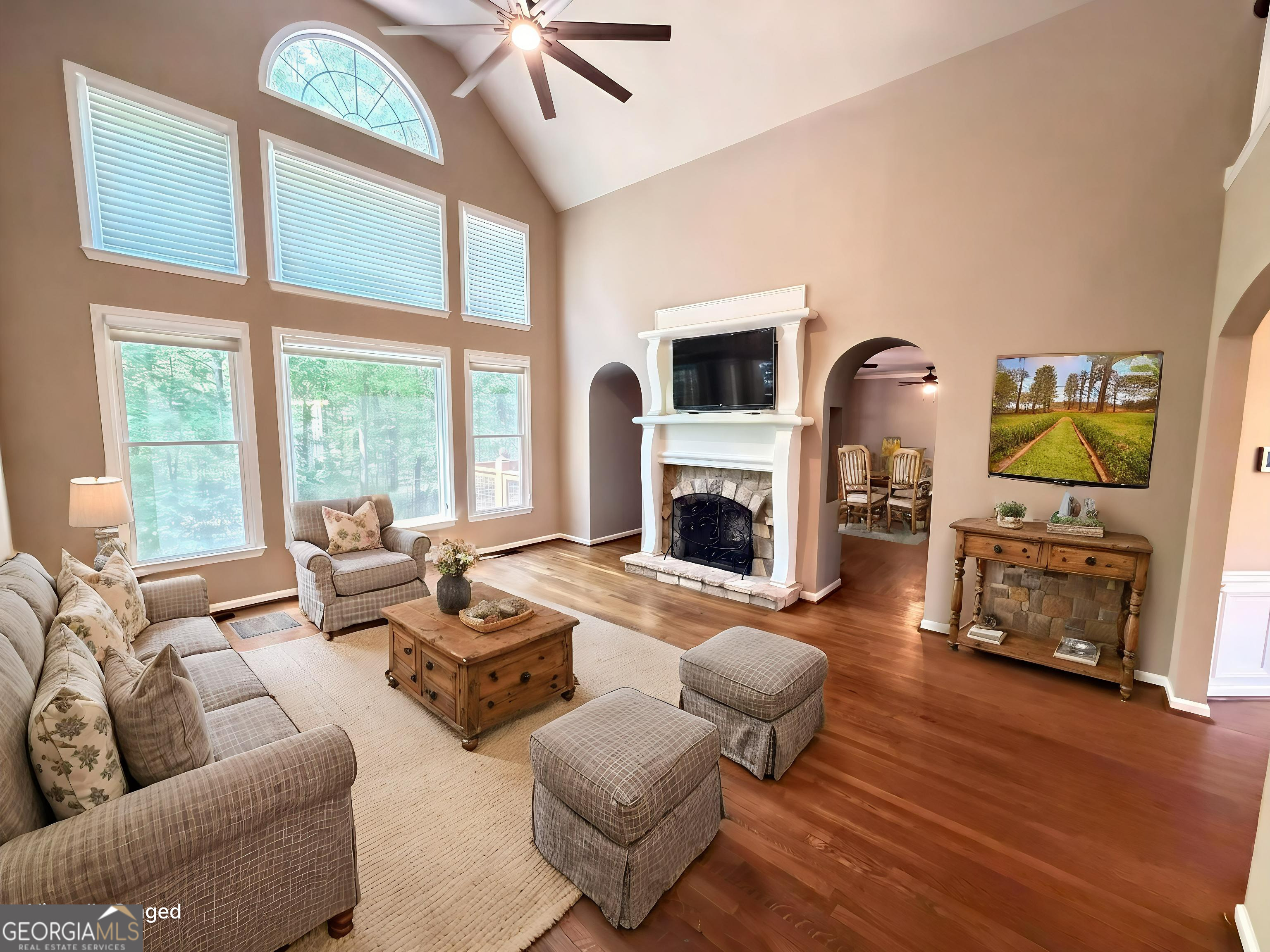 300 Ridgeview TRCE
