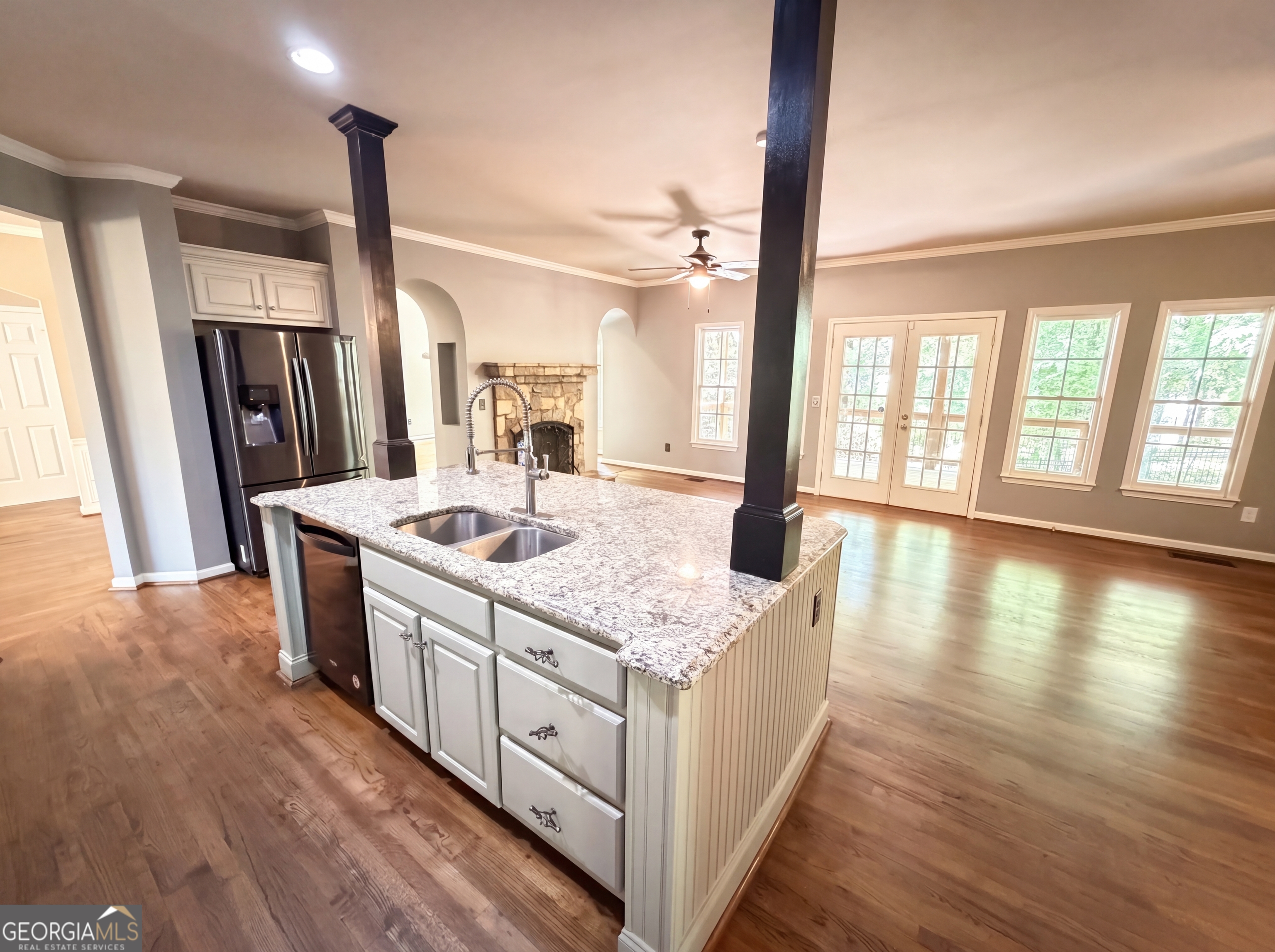 300 Ridgeview TRCE