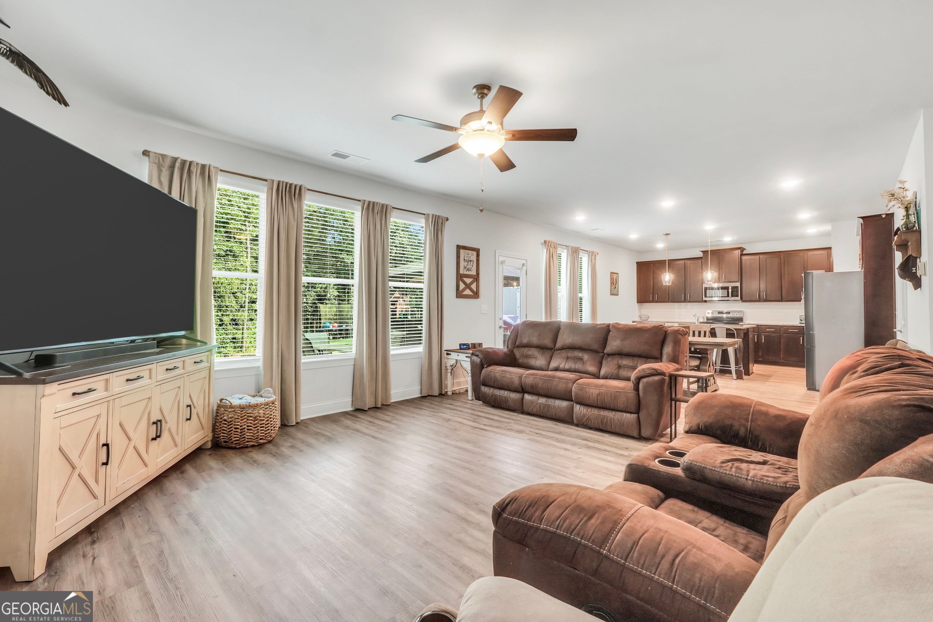 201 Cooper DR