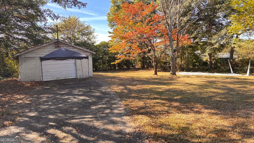 Photo of 724 King Road, Riverdale, GA 30274 (MLS # 10631627)