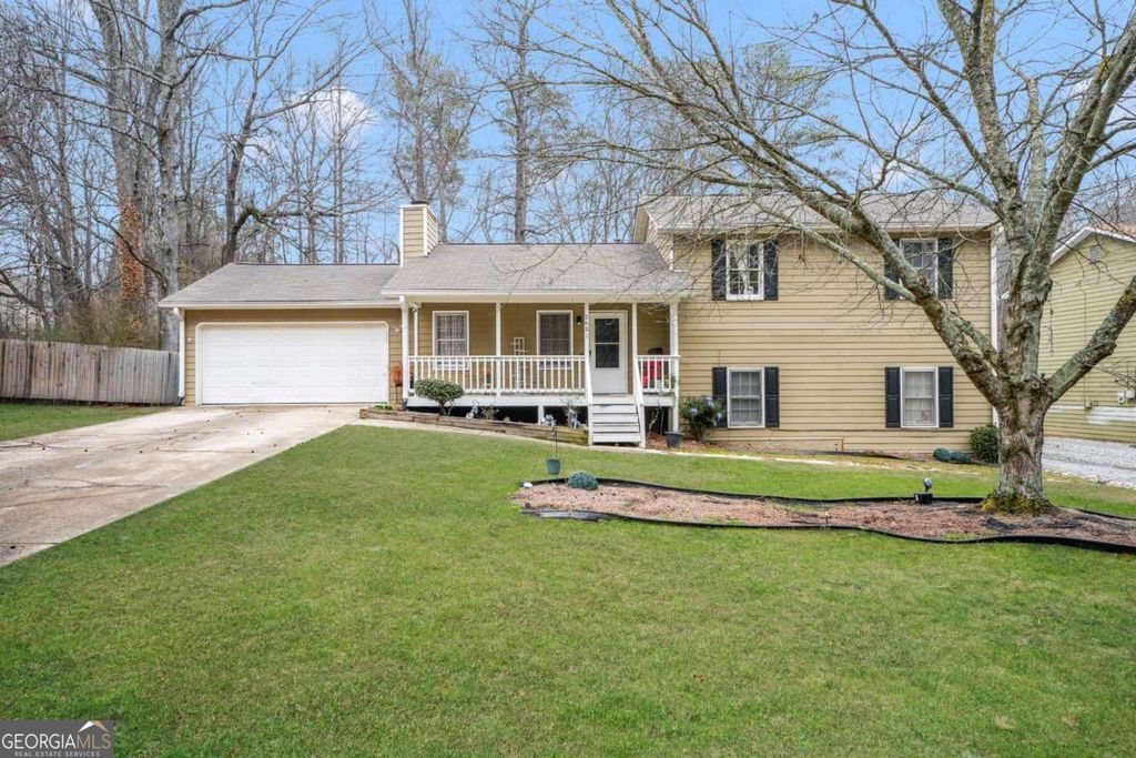 Photo of 2681 Bluffton Road, Buford, GA 30519 (MLS # 10688881)