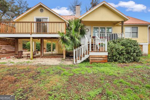 A home in St Simons Island