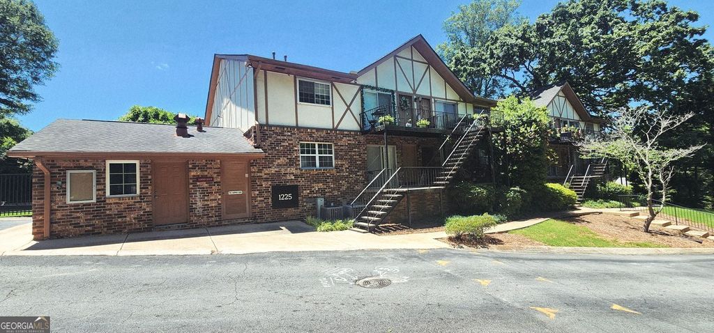 Photo of 1225 CHURCH Street #G, Decatur, GA 30030 (MLS # 10689936)