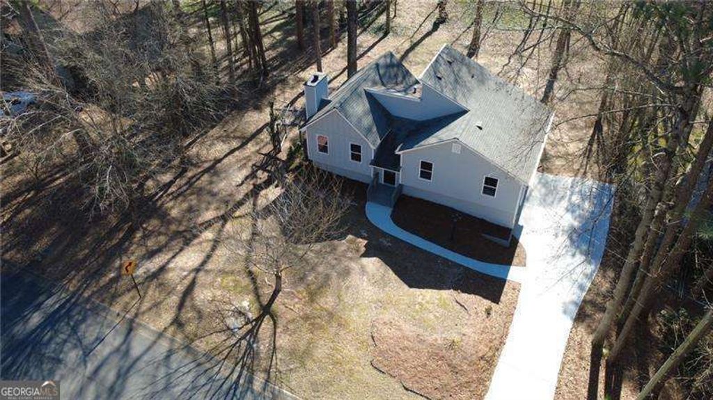 Photo of 5825 Stonehaven Drive NW, Kennesaw, GA 30152 (MLS # 10756744)