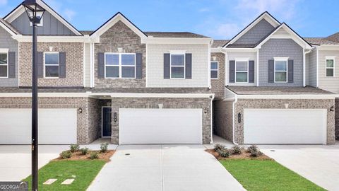 Photo of 100 Jacobs Farm Lane #39, Lawrenceville, GA 30045 (MLS # 10609932)