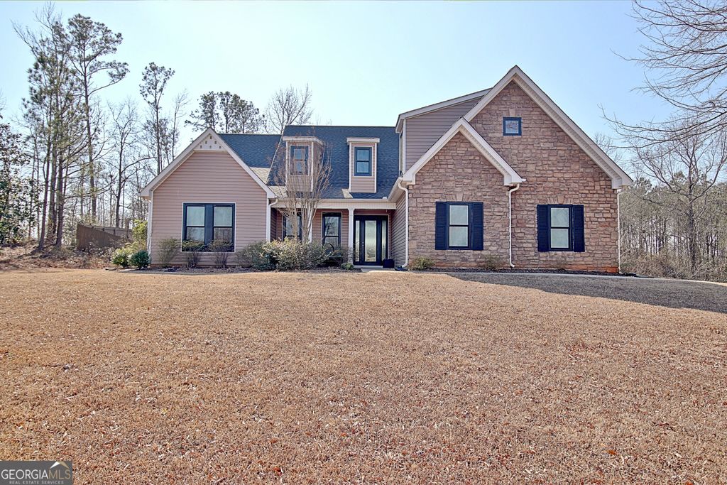 Photo of 12 Smokey Ridge Court, Newnan, GA 30263 (MLS # 10690840)