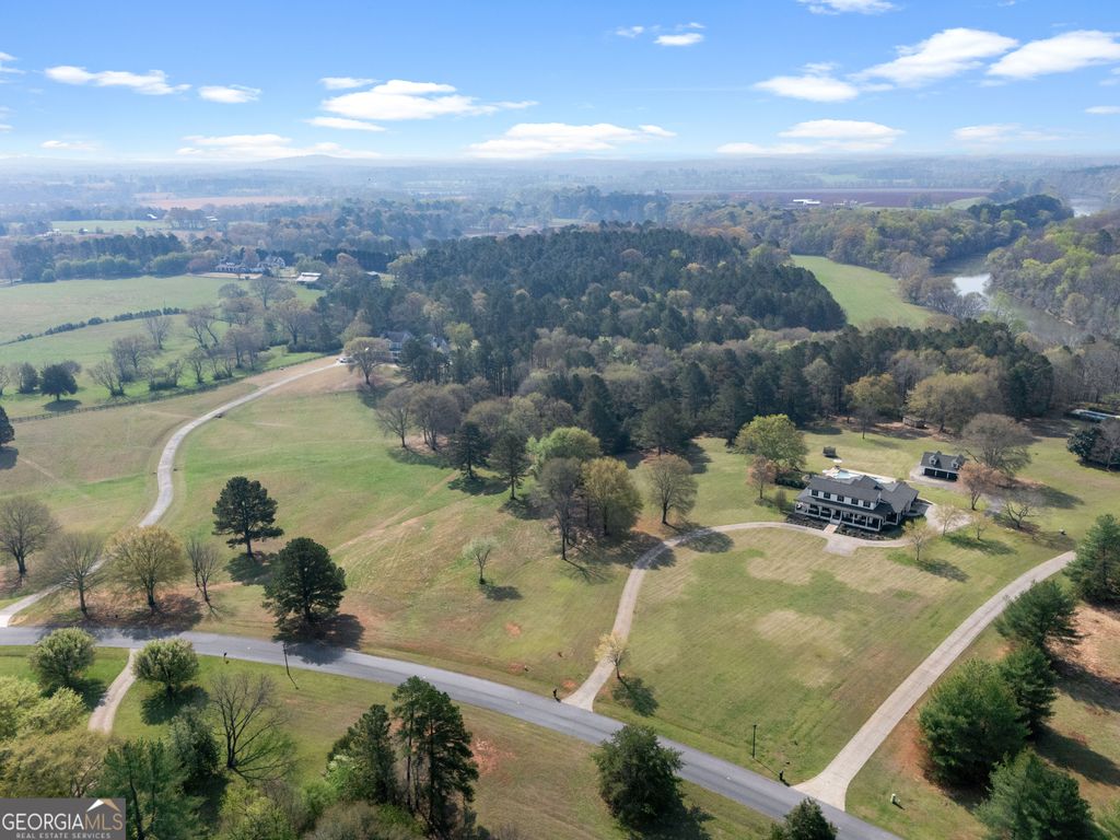 Photo of 39 Shoals Ferry Road SE, Rome, GA 30161 (MLS # 10720130)