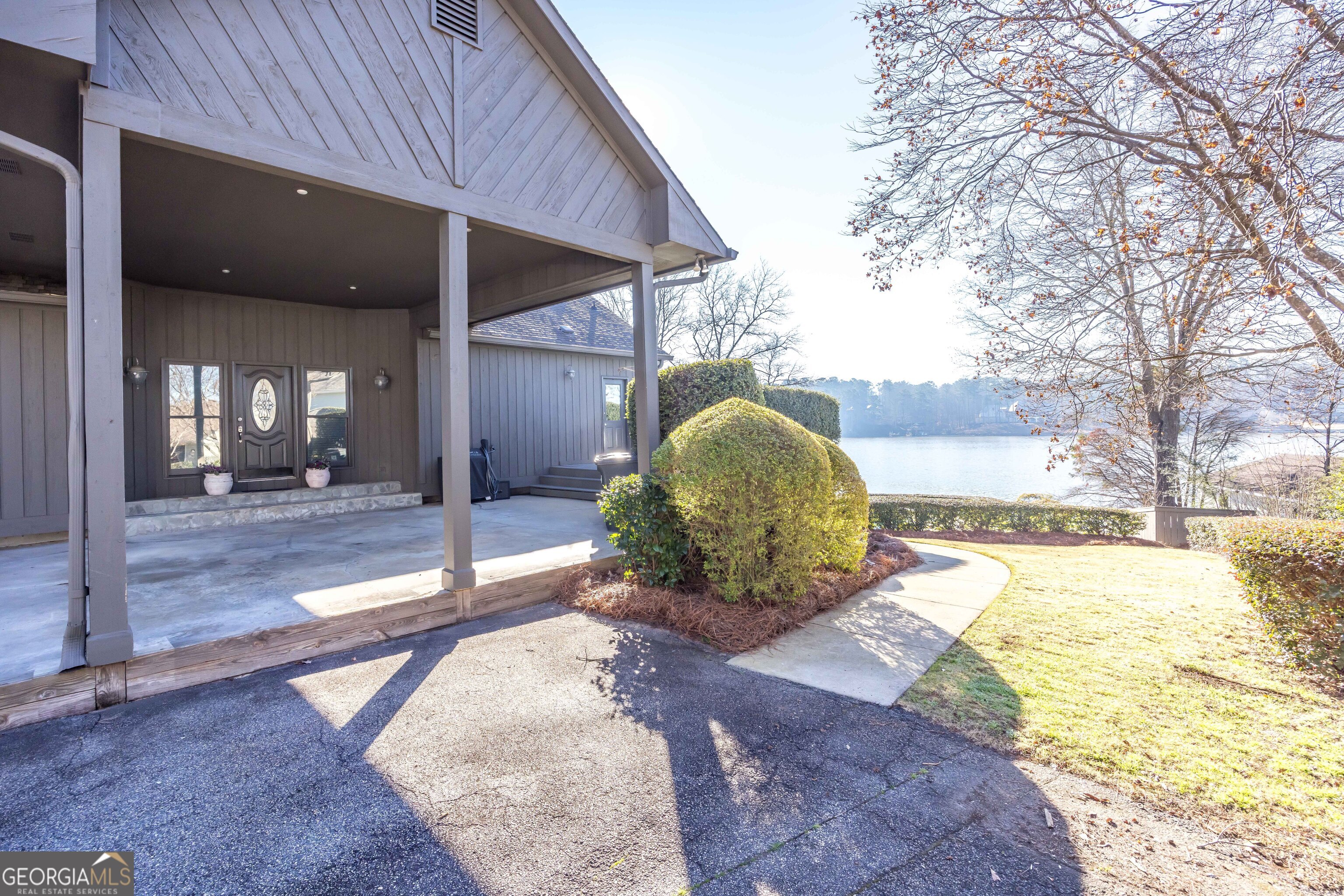 302 Odom DR