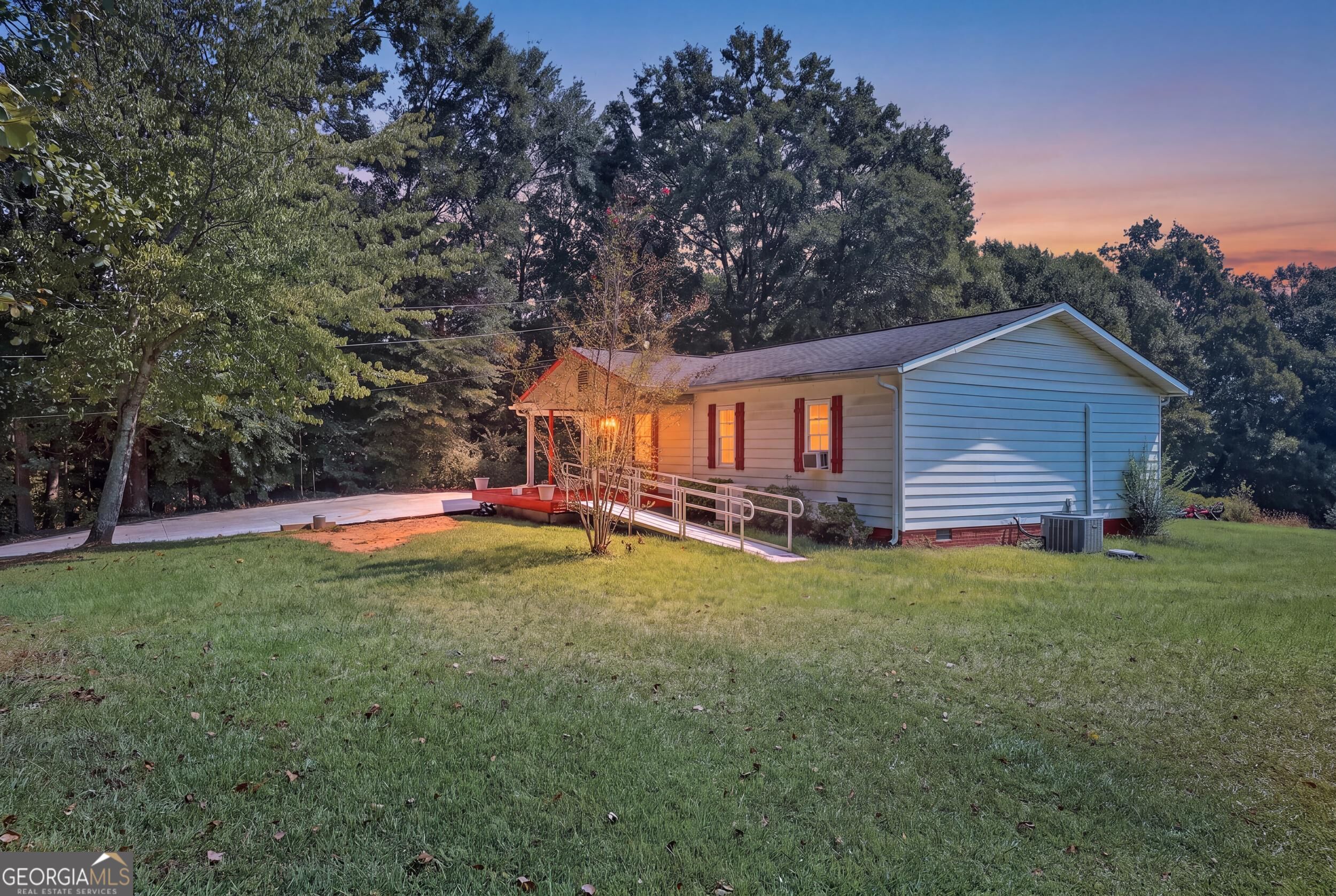 282 Wall Bridge RD