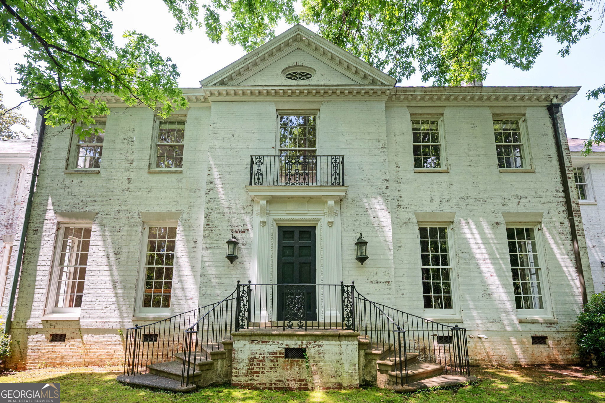1464 Twin Pines DR
