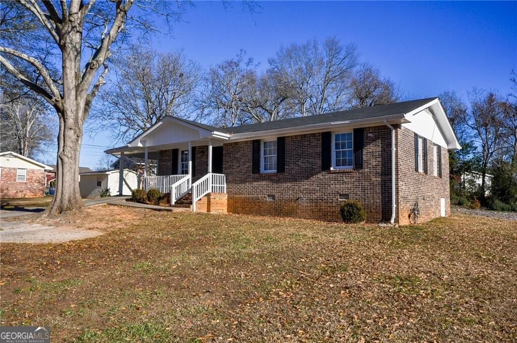 Photo of 200 Capitol Avenue, Winder, GA 30680 (MLS # 10849729)