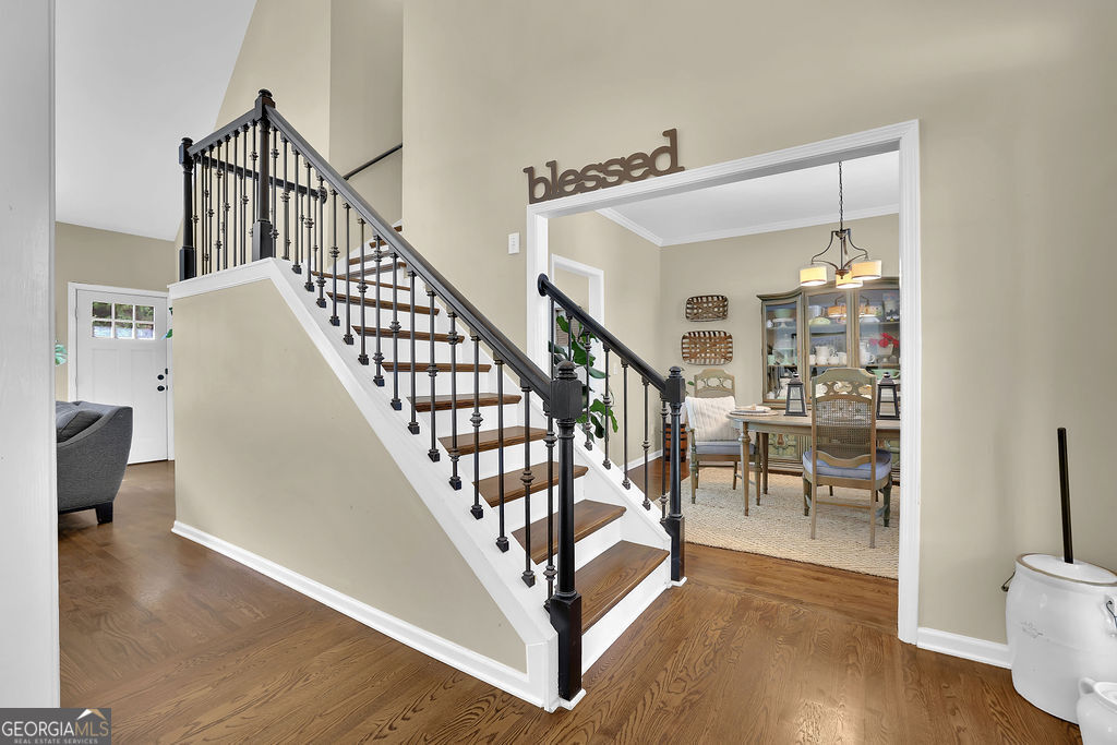 711 Tall Oaks DR
