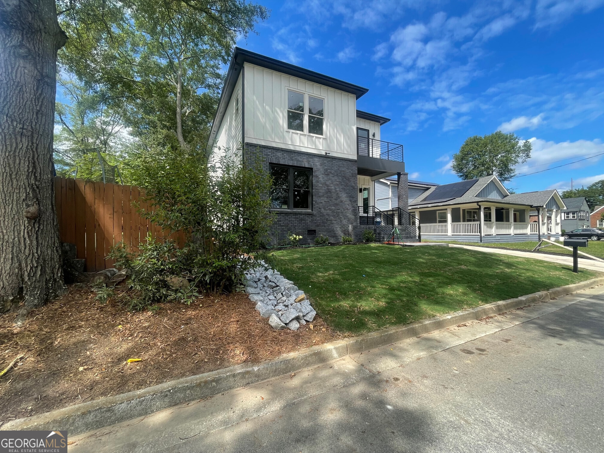 3419 Hamilton AVE