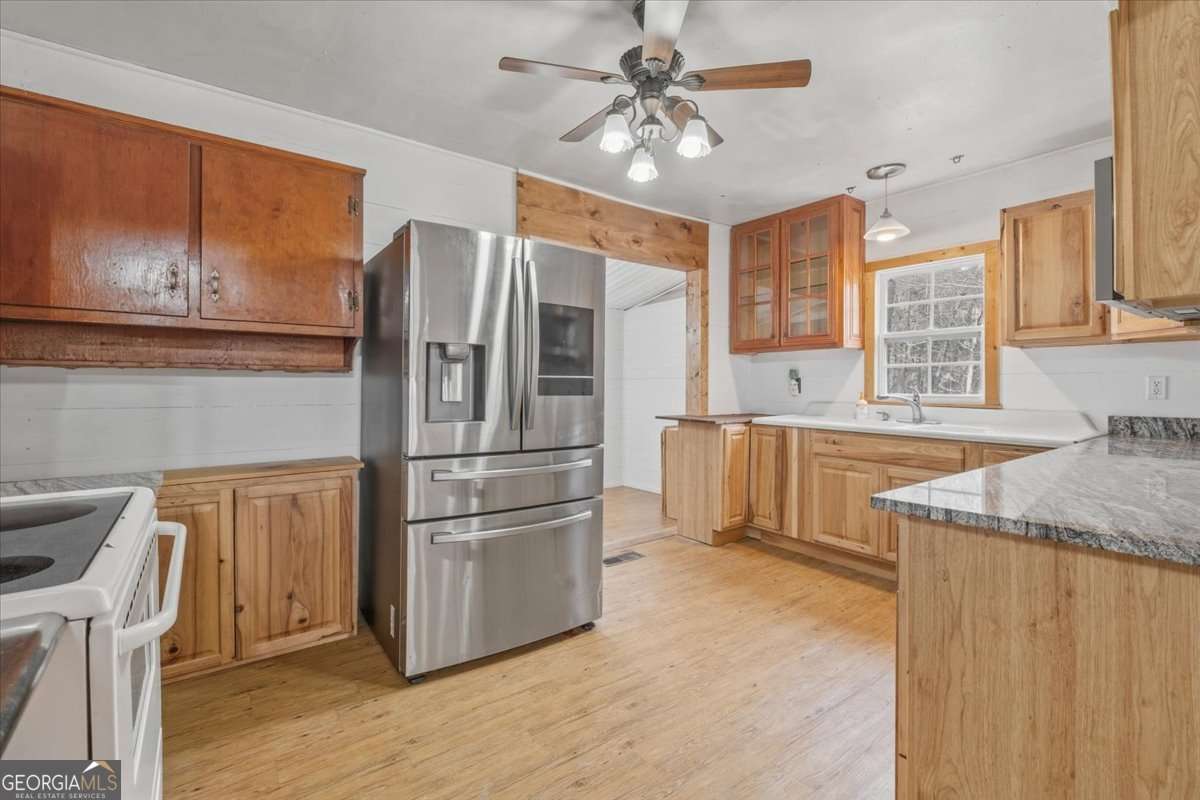 1491 Booze Mountain RD SE