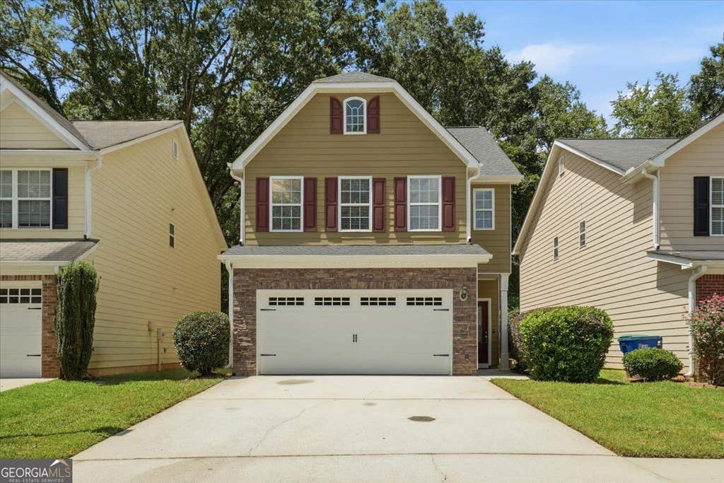 Photo of 2165 Capella Circle SW, Atlanta, GA 30331 (MLS # 10827470)