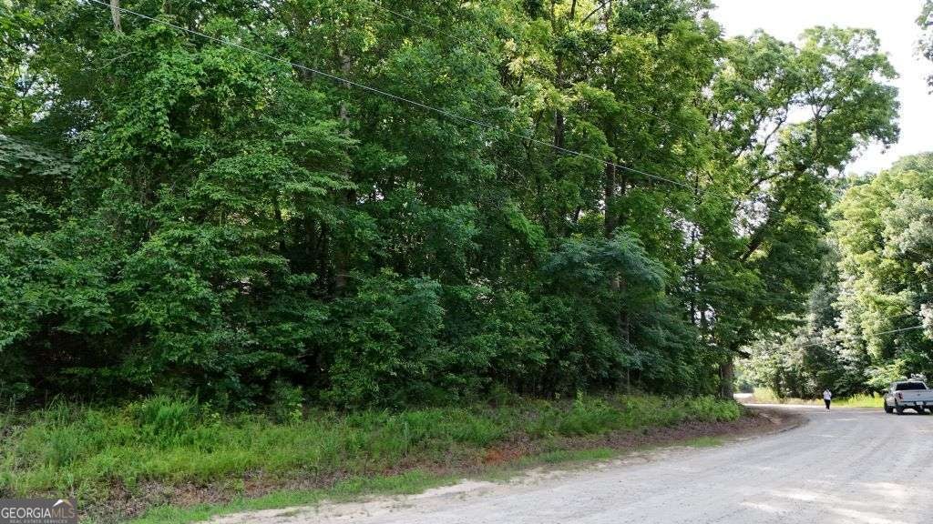 893 Hickory Hills RD