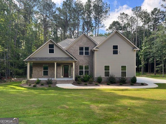 This new construction home features 4 bedrooms, 3 and a half baths, a two-car garage, and an unfinished basement. On the main level is the formal dining room, a family room, the kitchen with stainless-steel appliances, hardwood floors, an island, a pantry, and the primary suite. The second floor features three secondary bedrooms and two secondary baths