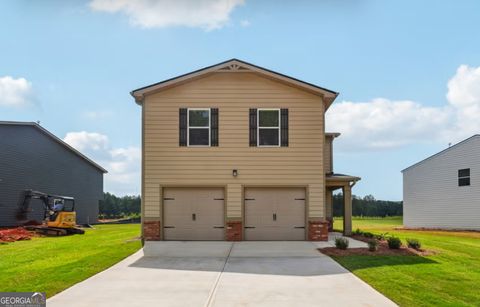 107 Garden WALK West Point GA 31833