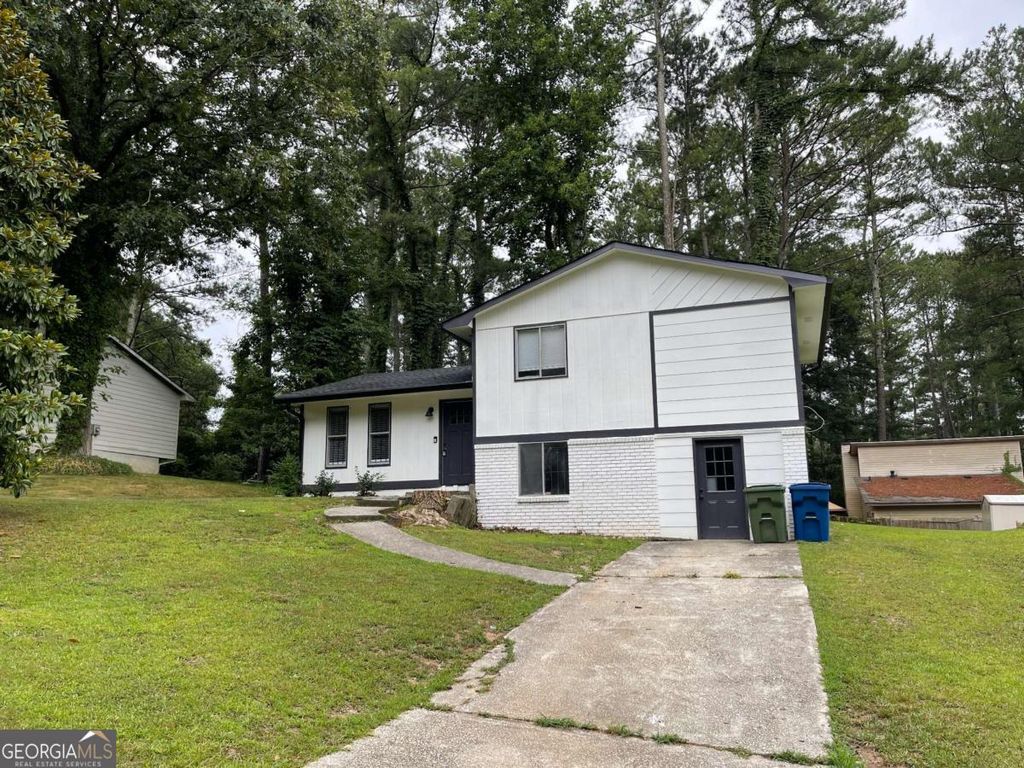 Photo of 4554 Doral Drive SW, Atlanta, GA 30331 (MLS # 10776059)