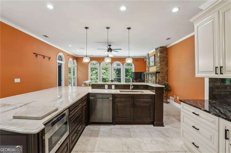 Atlanta Country Club - Residential
