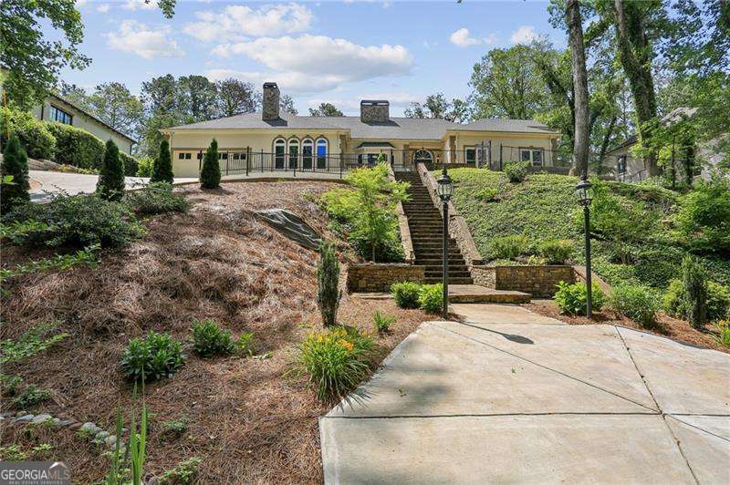 Atlanta Country Club - Residential