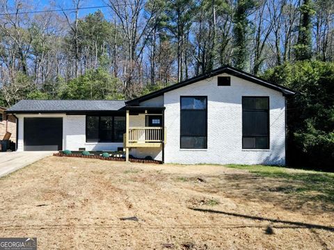 2400 Glenrock DR Decatur GA 30032