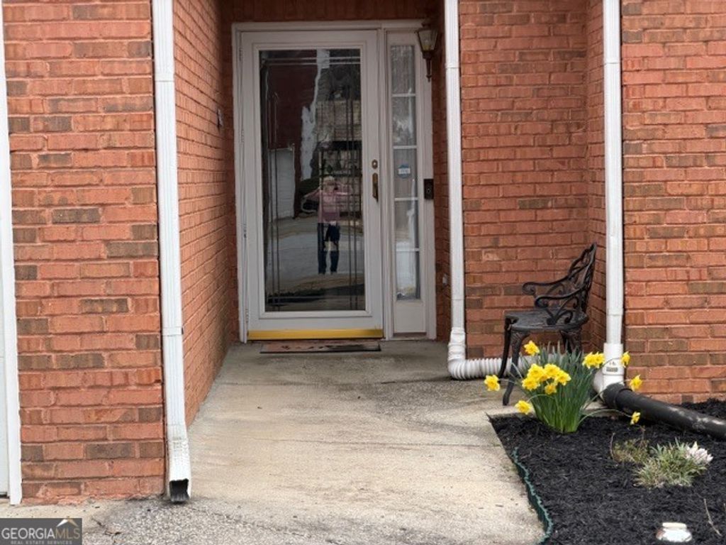 Photo of 225 Woodstream Way, Fayetteville, GA 30214 (MLS # 10704344)