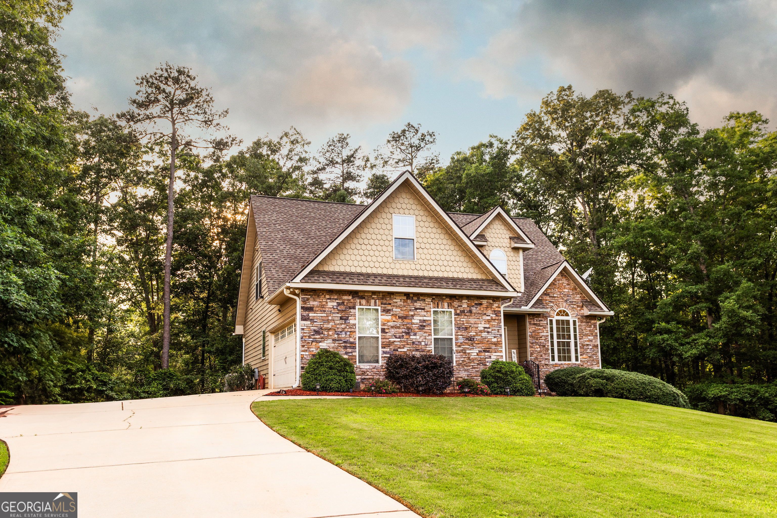 200 Scouts Ridge DR